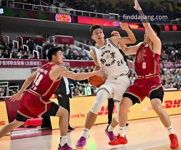 CBA季后赛最新动态：山西97-94险胜青岛，大江体育平台见证2-0横扫晋级八强